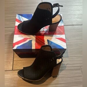 Black Peep-Toe Heeled Sandals